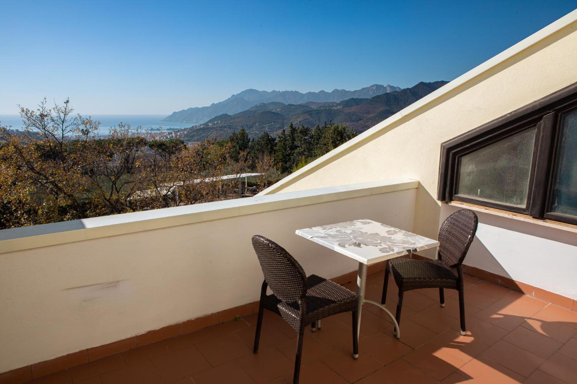 B&B Villa Sethare Salerno Bagian luar foto