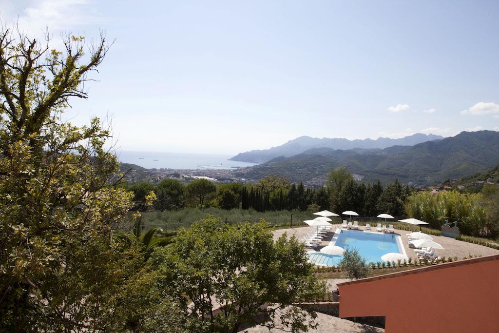 B&B Villa Sethare Salerno Bagian luar foto